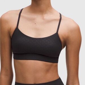 Lululemon Flow Y Nulu Bra. Lace Dot Emboss Black. Light Support. Size 6